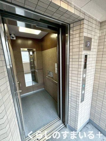 エレベータ
