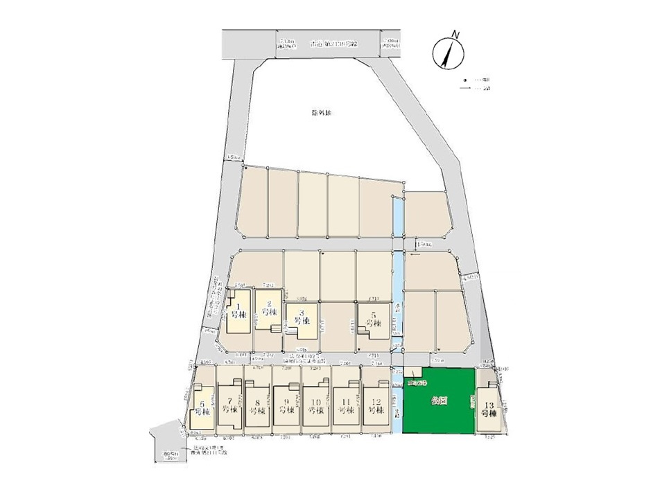 全26棟の大型分譲地です。公園が隣接した子育て世代に嬉しい住環境で、小・中学校やスーパーも徒歩圏内に揃う、暮らしやすい立地が魅力です。