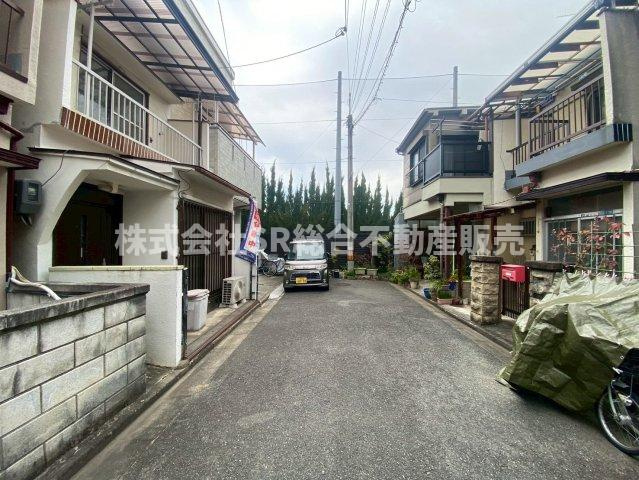 前面道路を含む現地写真