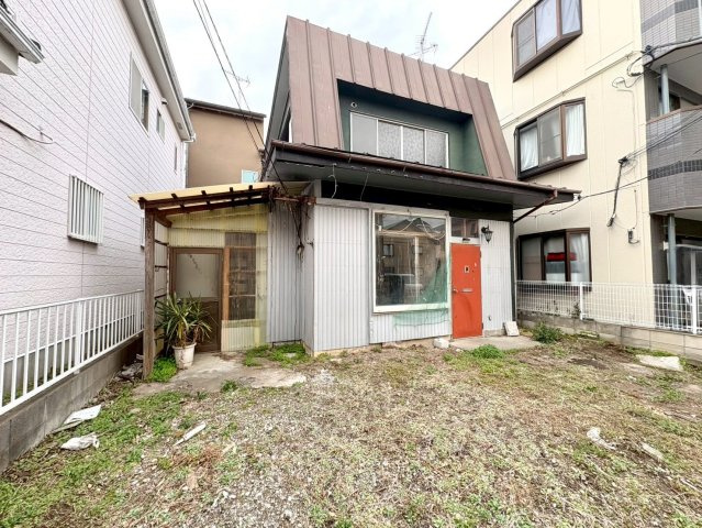 南東道路に面し陽当り良好！敷地約27坪・自由設計で夢のマイホームはいかがでしょうか！建築条件なし・お好きなハウスメーカーで建築可能です！