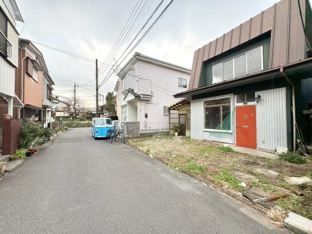 南東道路に面し陽当り良好！敷地約27坪・自由設計で夢のマイホームはいかがでしょうか！建築条件なし・お好きなハウスメーカーで建築可能です！