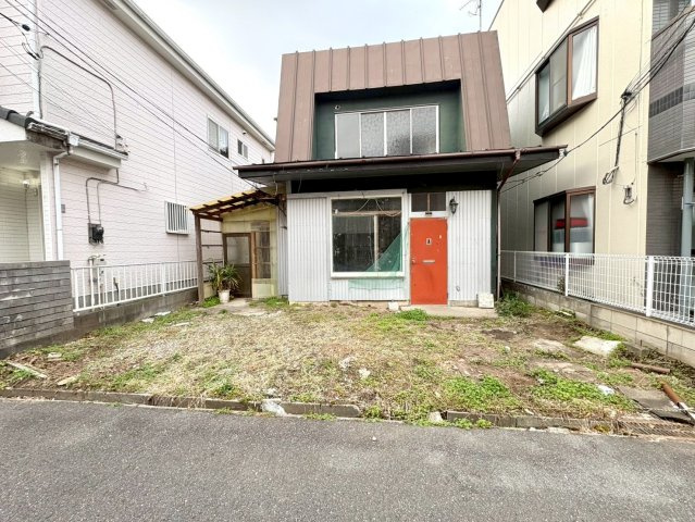 南東道路に面し陽当り良好！敷地約27坪・自由設計で夢のマイホームはいかがでしょうか！建築条件なし・お好きなハウスメーカーで建築可能です！