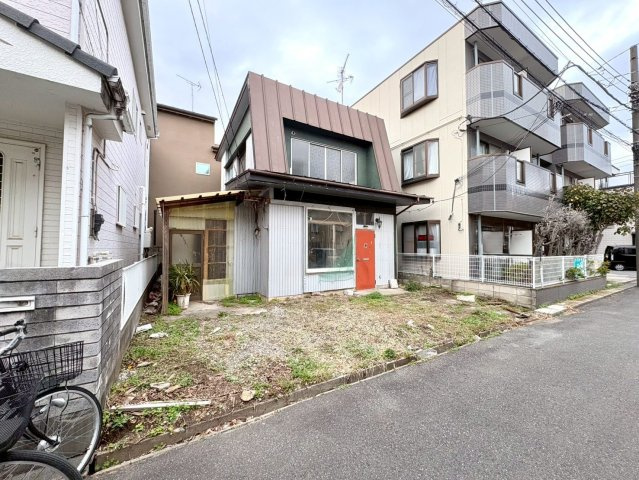 南東道路に面し陽当り良好！敷地約27坪・自由設計で夢のマイホームはいかがでしょうか！建築条件なし・お好きなハウスメーカーで建築可能です！