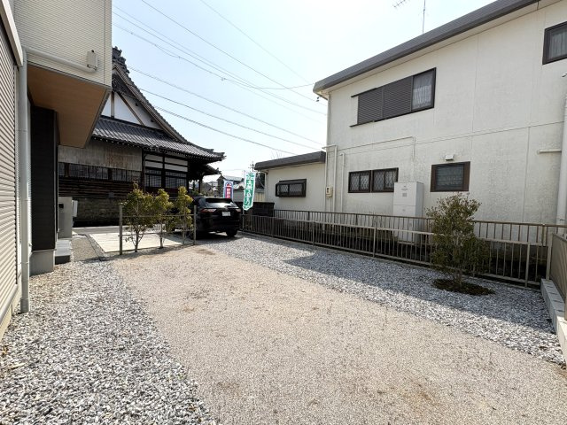 南向きの日当たりの良い庭になります♪