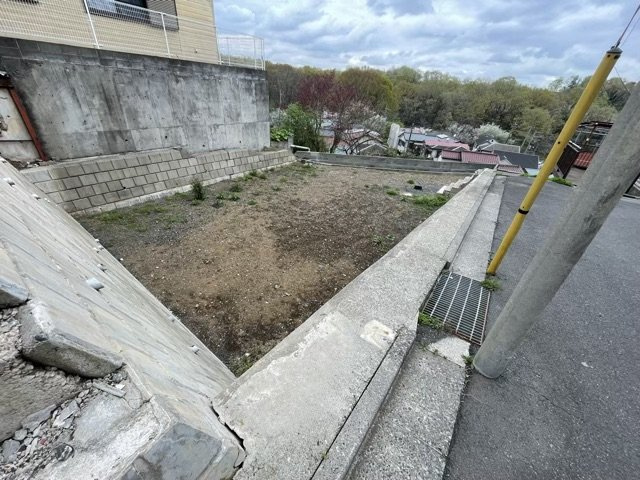 ハザードマップは自然災害による被害を予測し、その被害範囲を地図上で表したものです。近年特に災害が多くなっていますので、事前に調査すると安心できます。ハザードマップは国交省のホームページをご覧ください。