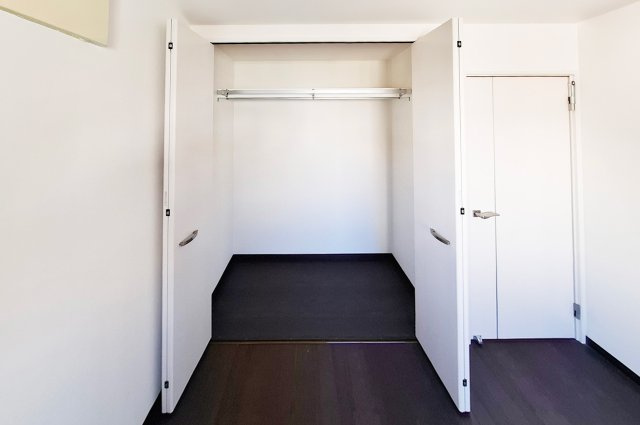 洋室1クローゼット