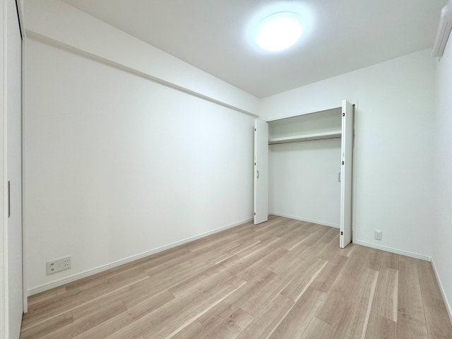 洋室5帖　間取り図左下の部屋