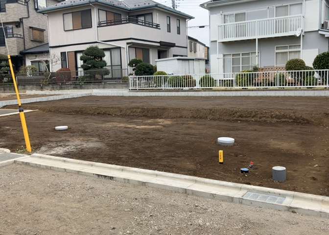 人が暮らすうえで日光は大切な要素となります。日当たりの良さは譲れないポイントですね。併せて近くに大きな建築物の建築予定がないか、あるいはそれが可能な土地が近くにないか事前に確認することもお勧めします。
