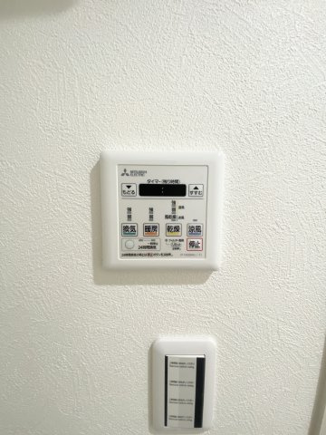 浴室暖房乾燥機能付き♪