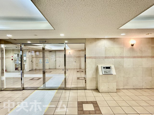 【オートロック】オートロックシステムでセキュリティ充実。当たり前ですが、安全で安心して暮らすのって大事ですよね。お探しのご条件でオートロック付きの物件を探す方も多いですがやはりセキュリティは大事です。