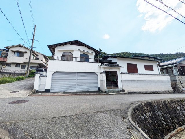 外観：334000198513