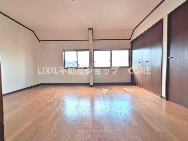 1日の疲れを癒し、心地よく寛げるようゆったりとした広さを確保しています。