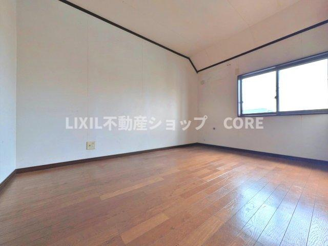 過ぎ行く時間をゆったりと感じることができる落ちついたプライベートルーム。