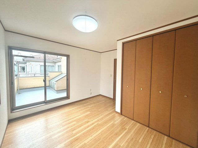 全居室収納付きで、お部屋がすっきり片付きます。