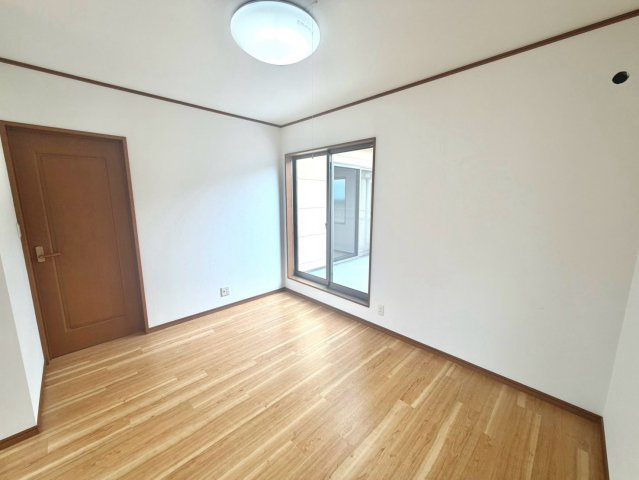 全居室収納付きで、お部屋がすっきり片付きます。