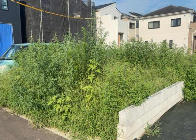 物件の詳細については、現地を見てわかること以外に、役所や法務局などで調べないとわからないことがあります。そのため、現地に行く場合は、もしこの物件を買ったらどのような生活ができるかをイメージしましょう。