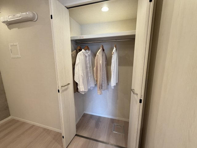 各居室に収納がついており、家族で使い分けしやすくなっています。　