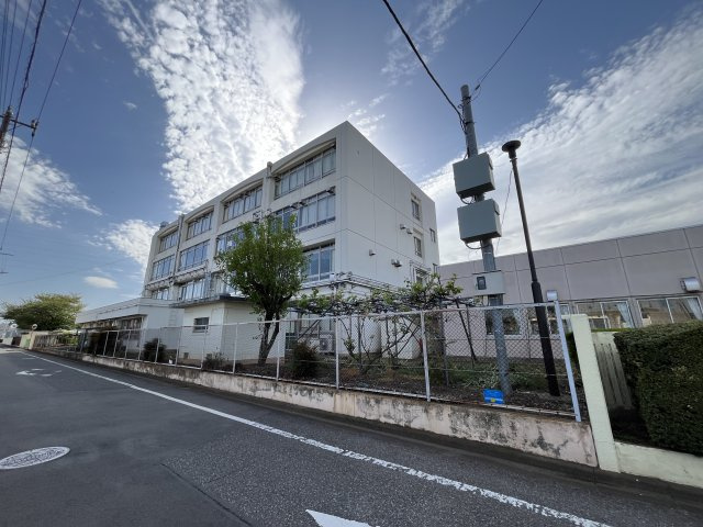 久米川東小学校　約103ｍ