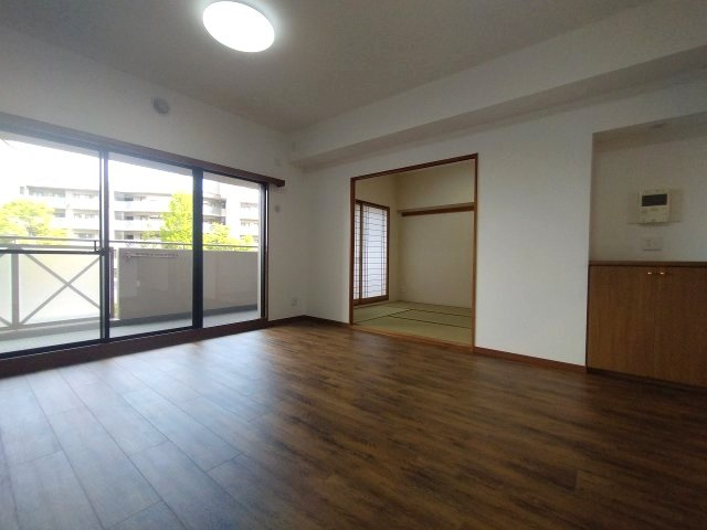 程よい広さのため心地よい距離感を生み出します！
