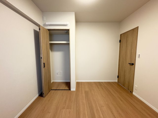 収納付きで、お部屋がすっきり片付きます。
