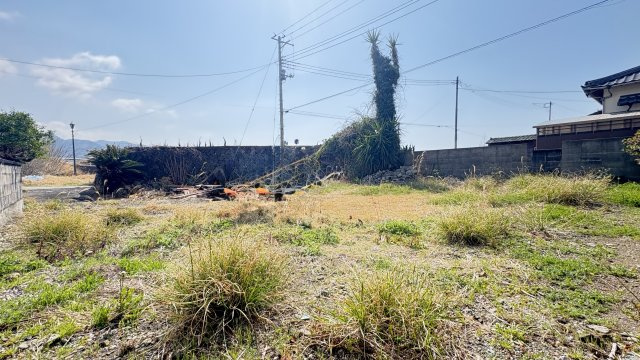 お好きにカスタマイズし、自分好みのお家を建てられます。