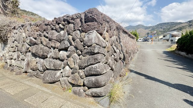 外からの風をやさしく遮る設計で、落ち着いた暮らしをサポートします。