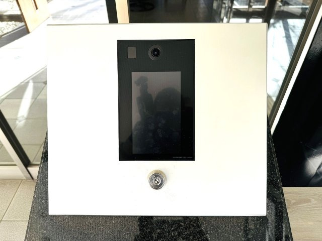 ～オートロック付き、防犯性も安心です～