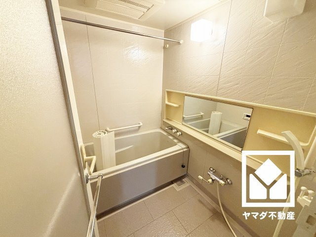 畳の香りに包まれる、心落ち着く和の空間。忙しい日常の中で、ほっと一息つける癒しの住まい。