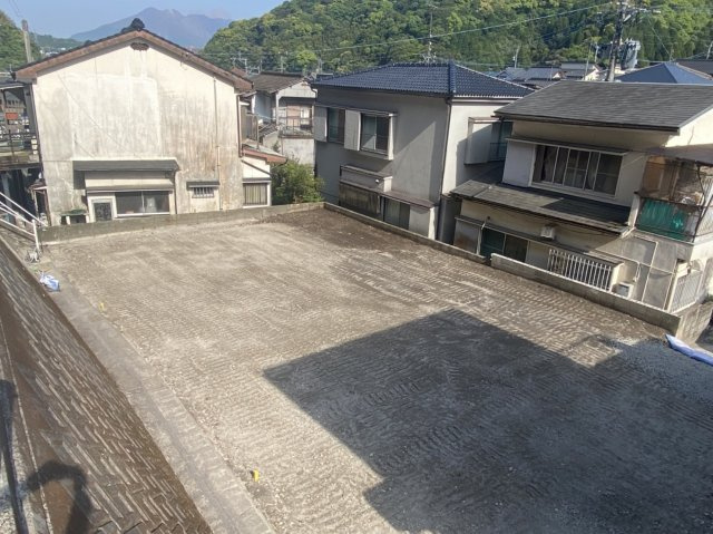 建築条件ついてません。