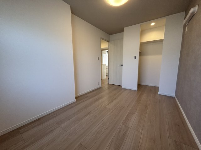 先行配管でエアコン取付できます。