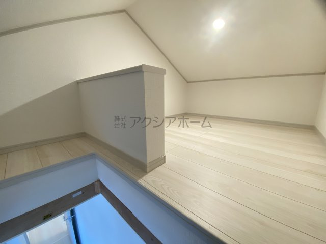 小屋裏収納