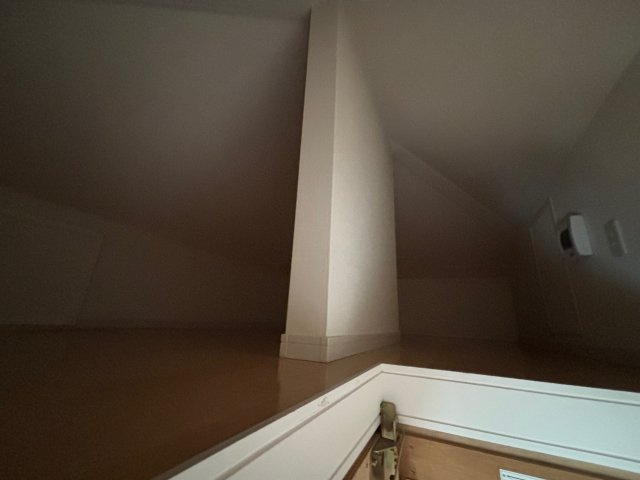 小屋裏収納中