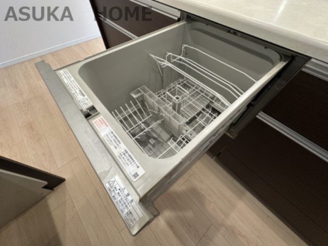 家事の時短にも役立つ食器洗浄乾燥機を標準装備♪