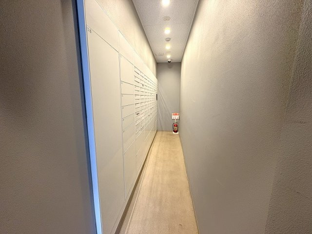 管理体制が整っており、共用部は綺麗に整備されています。