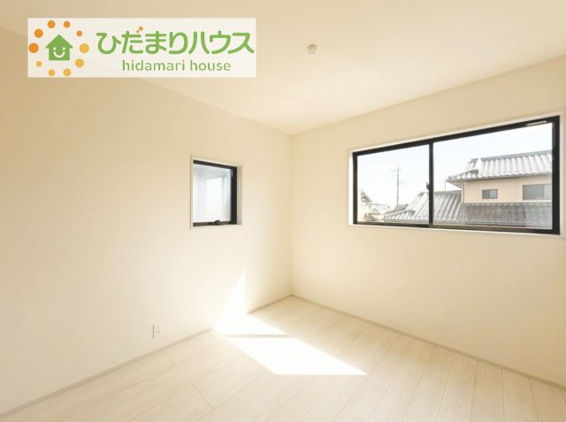 お掃除もラクチンなフローリングのお部屋です♪