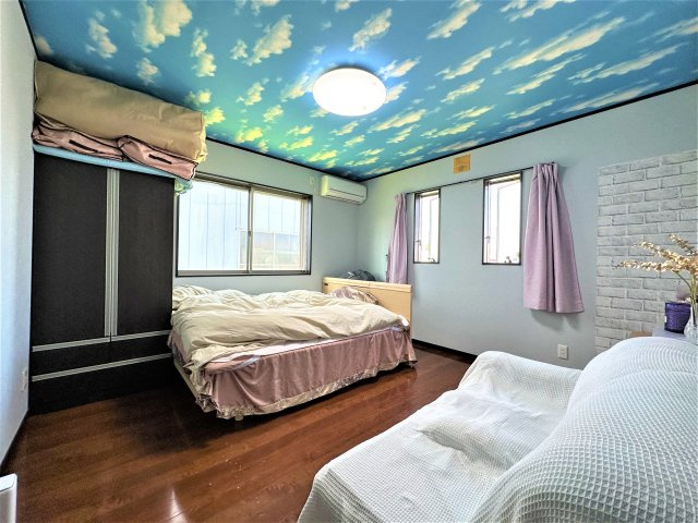 広々とした洋室です