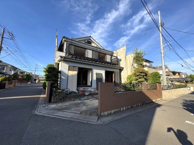 ■お好きなハウスメーカーで建築可能です！　■土地面積約41坪！　■開放感ある南西角地！　■桜井小学校徒歩10分(750ｍ)・平方中学校徒歩23分(1800ｍ)