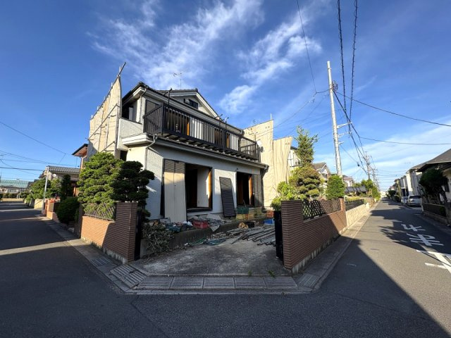 ■お好きなハウスメーカーで建築可能です！　■土地面積約41坪！　■開放感ある南西角地！　■桜井小学校徒歩10分(750ｍ)・平方中学校徒歩23分(1800ｍ)