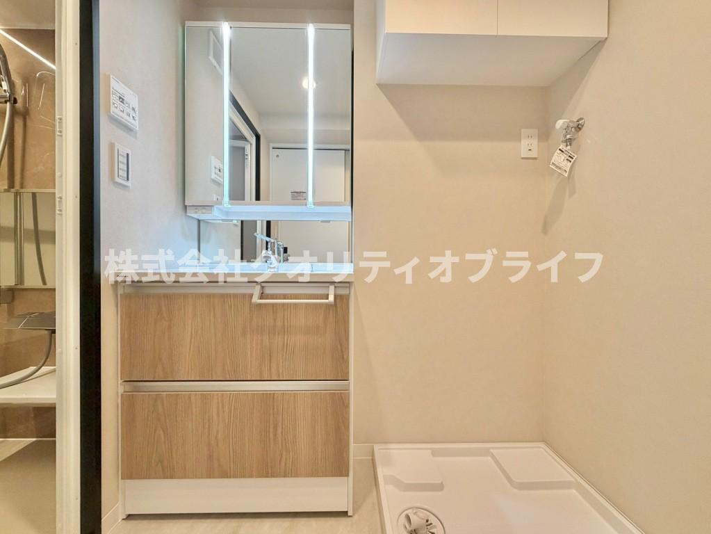 身だしなみを整える際にあると助かる独立洗面台