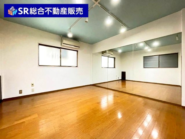 広々使い方は自由な洋室です★（AIで残置物除去済）