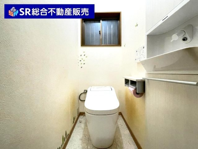タンクレスタイプ＆手洗い場付きと便利です！