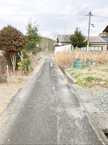 南西側の様子です！（幅員約2.5ｍ）