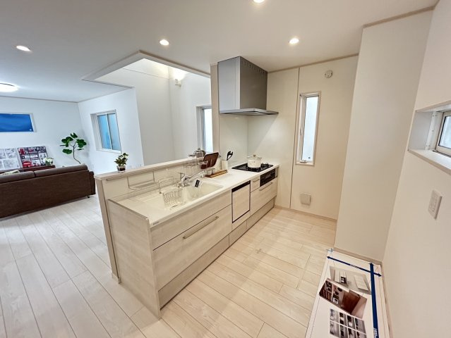 南西・北西角地で開放感ある立地！敷地約29坪・ご家族のライフスタイルに合わせた自由設計が可能です！当社無料の間取り作成も承ります！建物イメージや資金計画などお気軽にご相談ください。