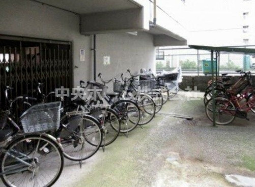 【自転車置き場】最新の空き状況や費用などの詳細は担当スタッフまでお問い合わせください。