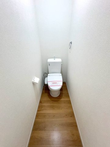 清潔感とうれしい機能性を兼ね備えた、使いやすいシャワートイレ。