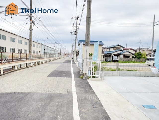 【ホームページに現地動画掲載中】●年中無休：当日予約可●お車は並列で2台駐車可能！自転車・バイクも〇