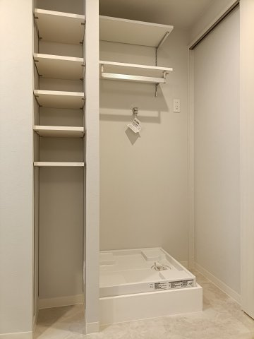 【室内洗濯機置き場】※当社施工例