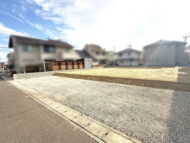 ゆとりの敷地面積約178坪　建築条件なし