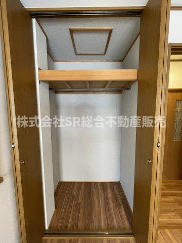 お洋服もたくさん収納できます！