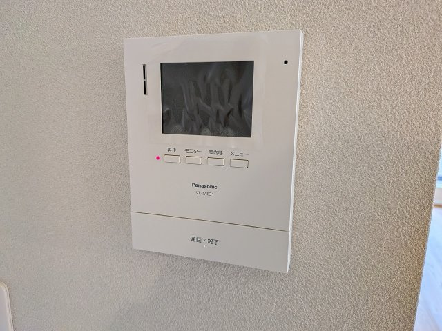 ～TVモニター付インターホン機能もある多機能タブレット～